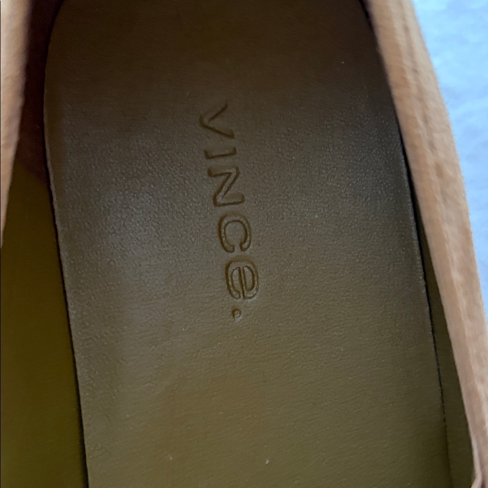 Vince Women's Army Green Leather Flats Spandrils